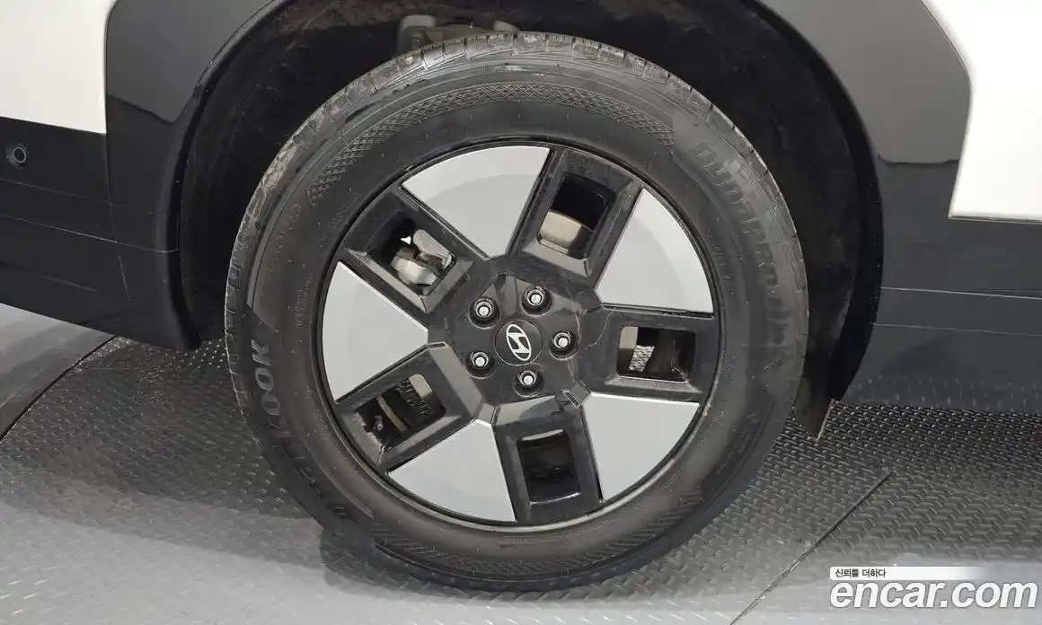 Hyundai Santa Fe 2023 1.6 Автомат в Москве № 113039, фото 5