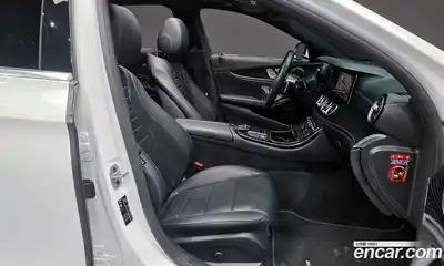 Mercedes-Benz E-Class 2021 1.9 Автомат в Москве № 161130, миниатюра 11