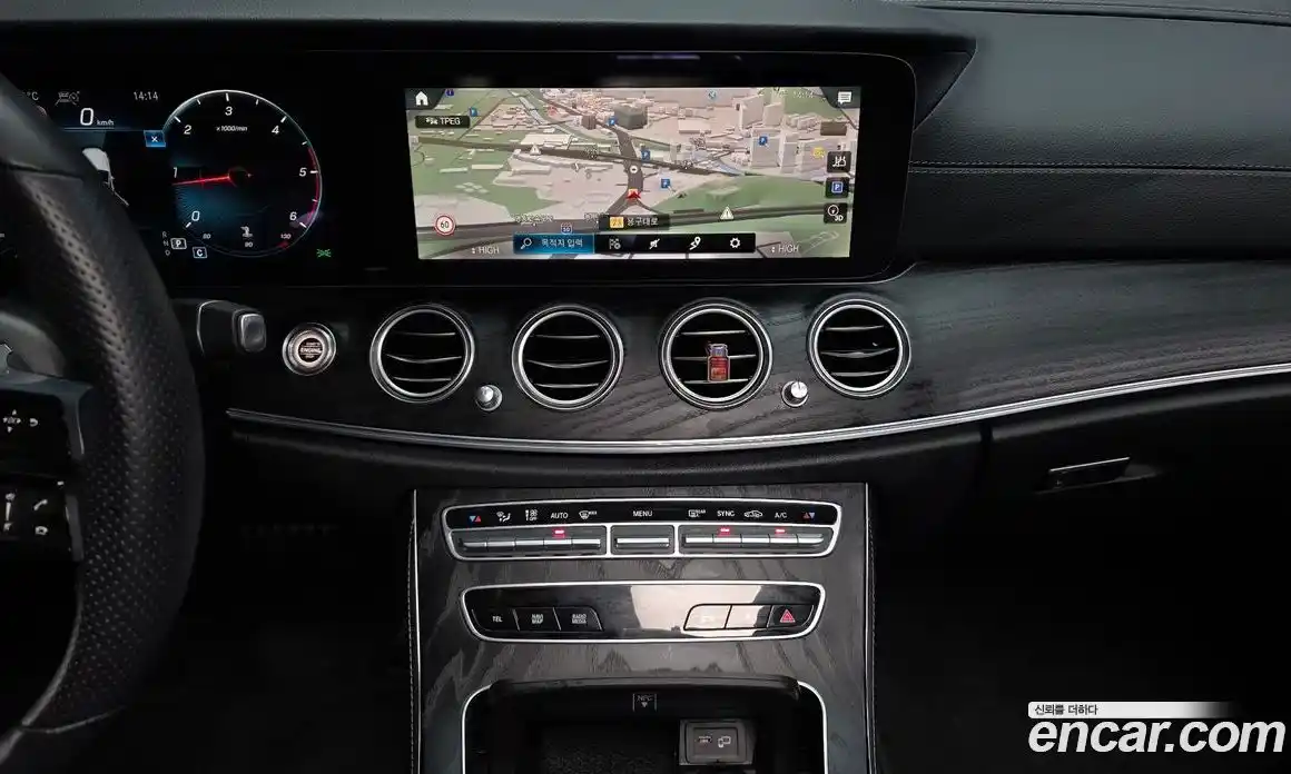 Mercedes-Benz E-Class 2021 1.9 Автомат в Москве № 161130, фото 15