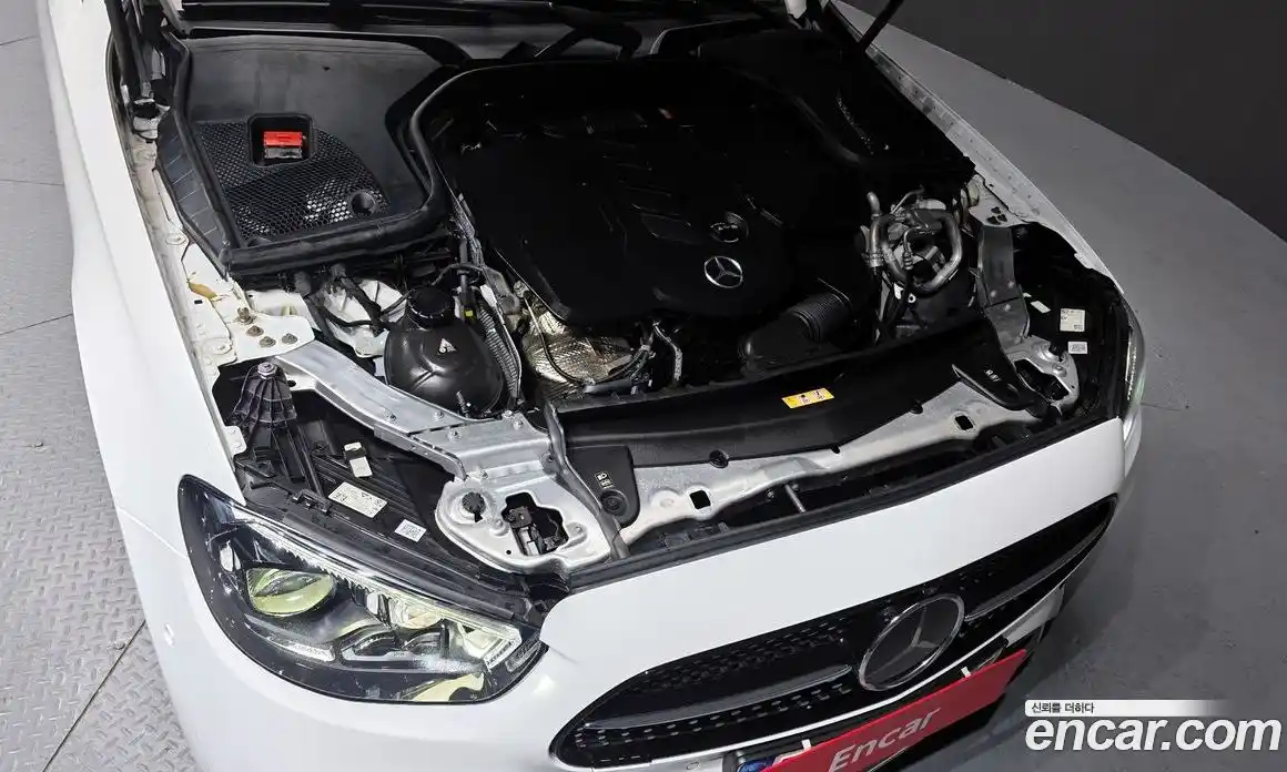 Mercedes-Benz E-Class 2021 1.9 Автомат в Москве № 161130, фото 6