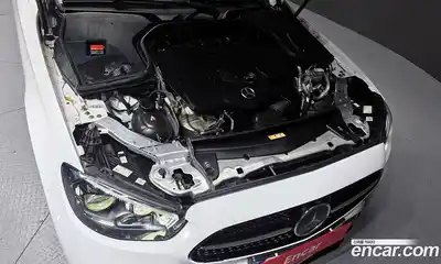 Mercedes-Benz E-Class 2021 1.9 Автомат в Москве № 161130, миниатюра 6