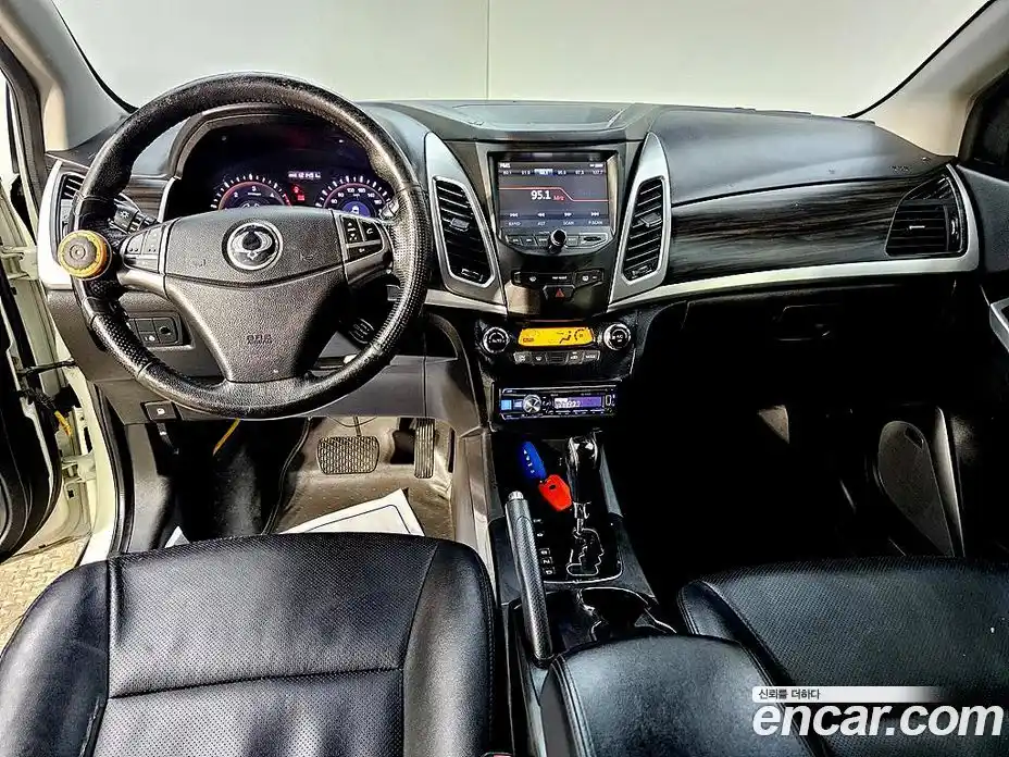 SsangYong Korando 2014 2.0 гидро в Москве № 30748, фото 7
