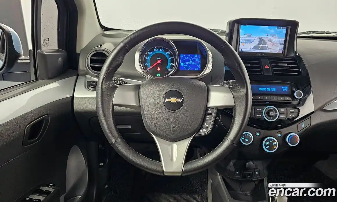 Chevrolet Spark 2014 1.0 гидро в Москве, фото 15