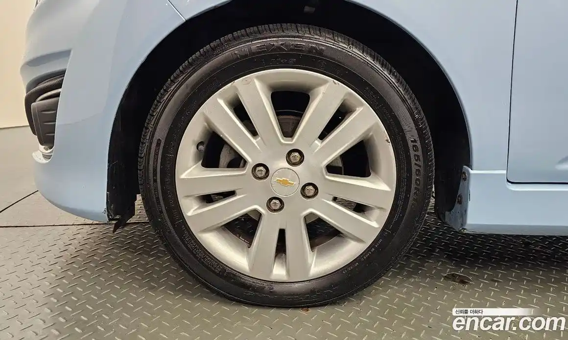 Chevrolet Spark 2014 1.0 гидро в Москве, фото 5