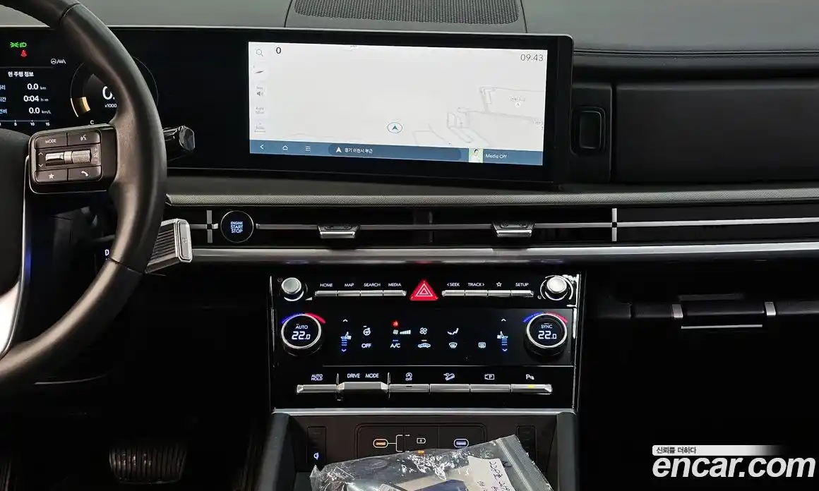 Hyundai Santa Fe 2024 2.5 Автомат в Москве № 796798, фото 19