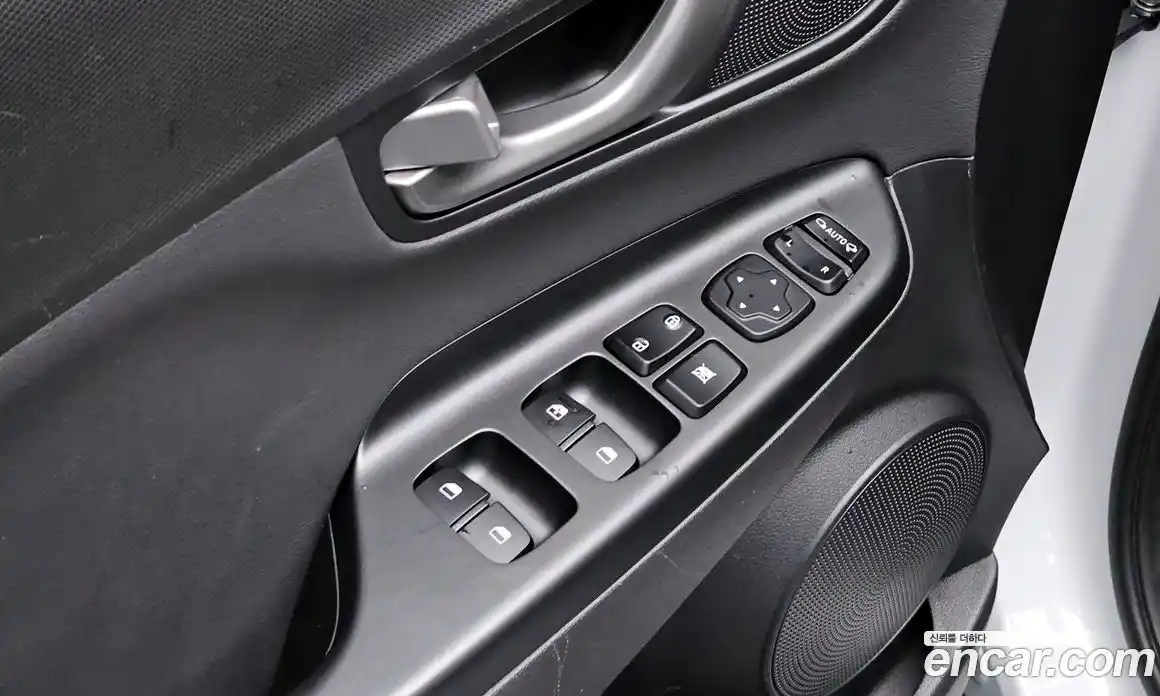 Hyundai Kona 2018 1.6 гидро в Москве № 796902, фото 18