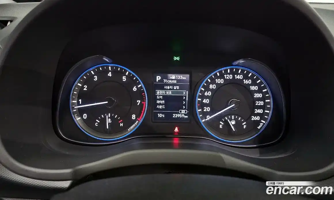 Hyundai Kona 2018 1.6 гидро в Москве № 796902, фото 7
