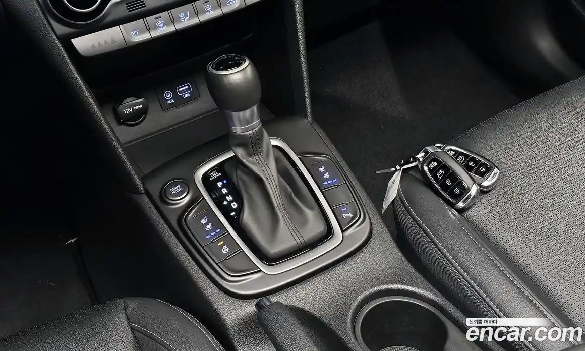 Hyundai Kona 2018 1.6 гидро в Москве № 796902, фото 8