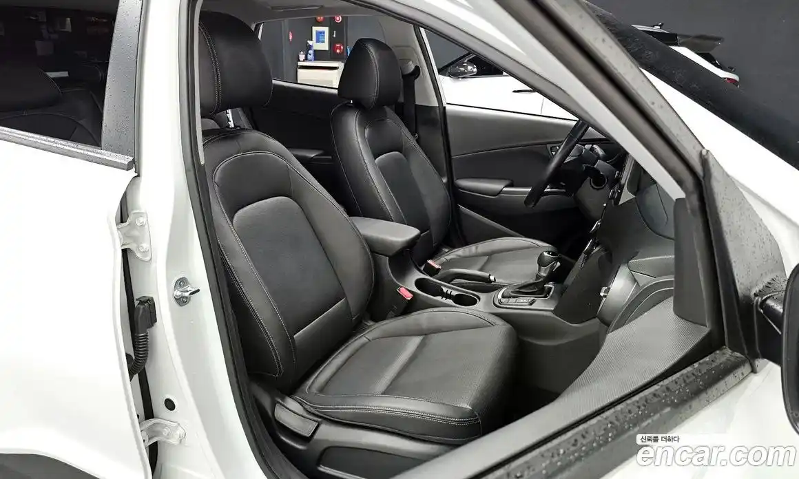 Hyundai Kona 2018 1.6 гидро в Москве № 796902, фото 9