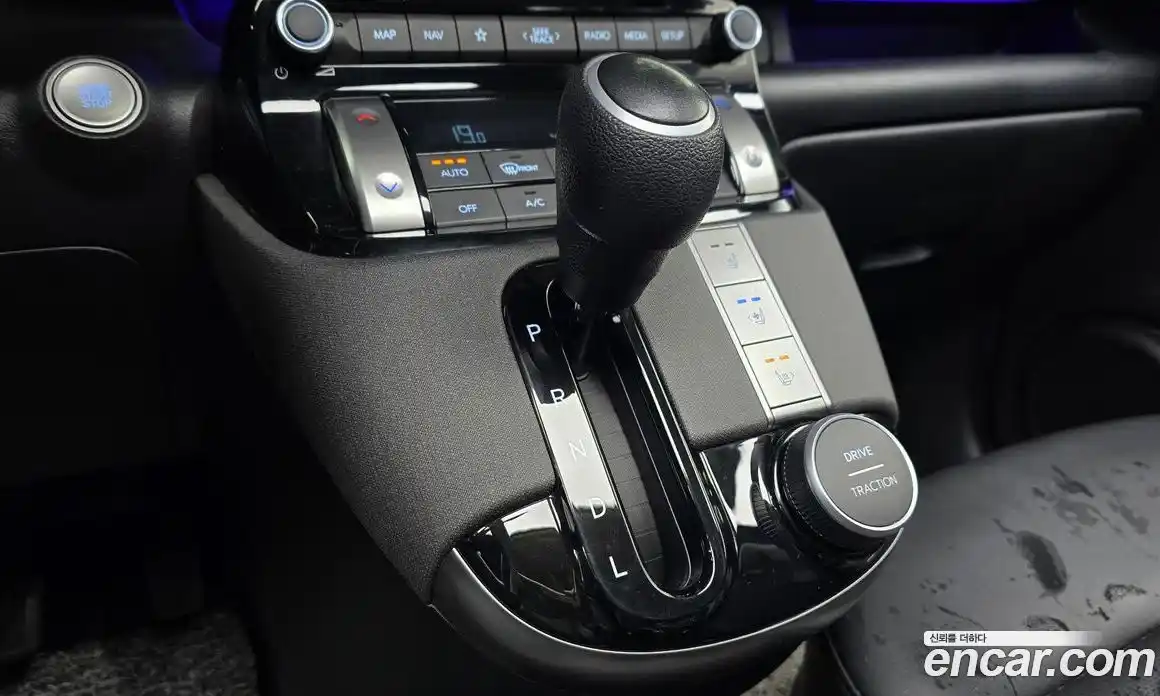 Hyundai Casper 2022 1.0 Автомат в Москве № 796974, фото 9