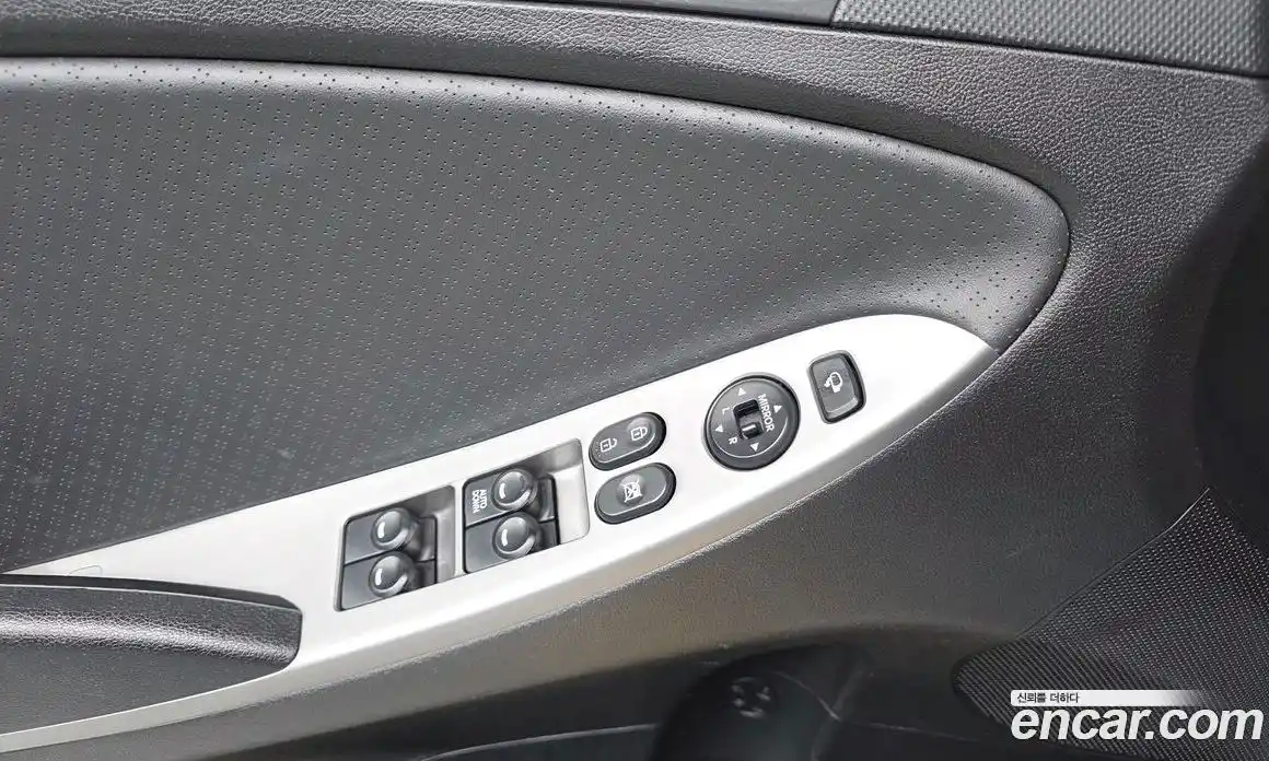 Hyundai Accent 2019 1.4 гидро в Москве № 797230, фото 12