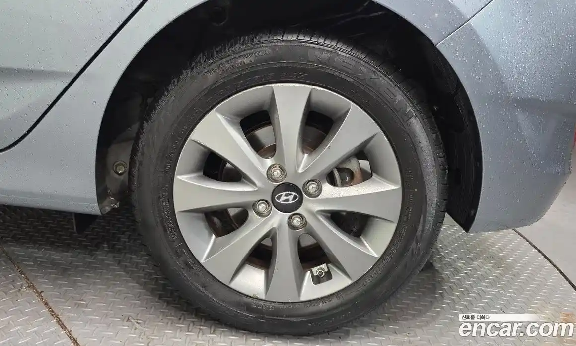 Hyundai Accent 2019 1.4 гидро в Москве № 797230, фото 5