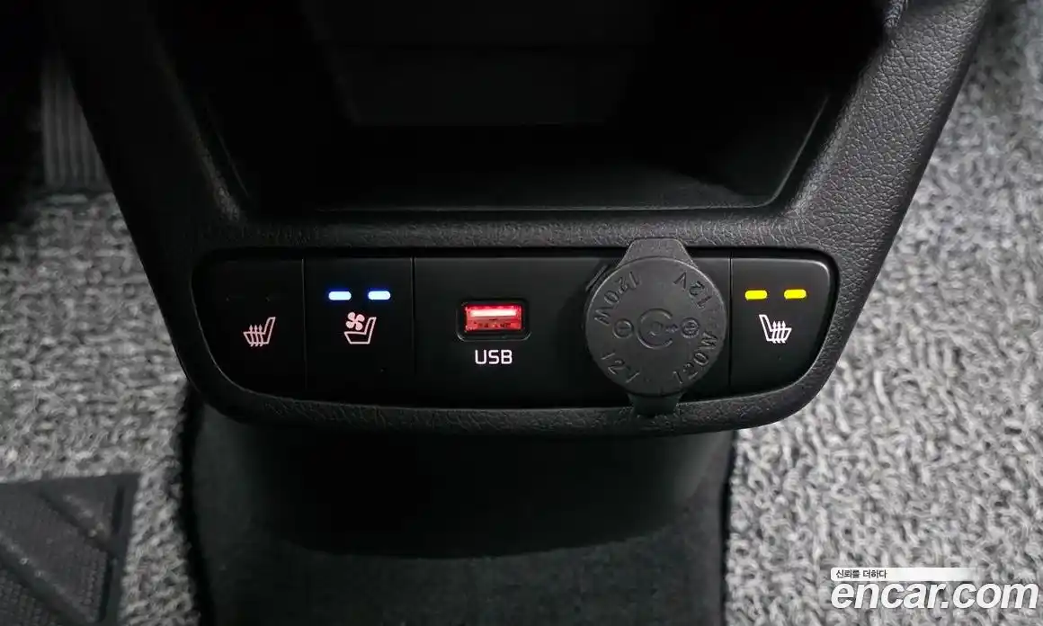 Kia Ray 2024 1.0 Автомат в Москве № 797479, фото 18