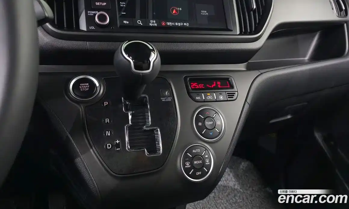 Kia Ray 2024 1.0 Автомат в Москве № 797479, фото 9