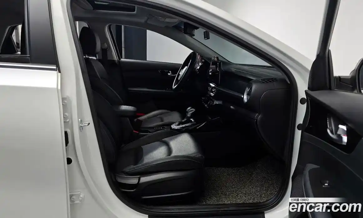 Kia K3 2021 1.6 Автомат в Москве № 797916, фото 11