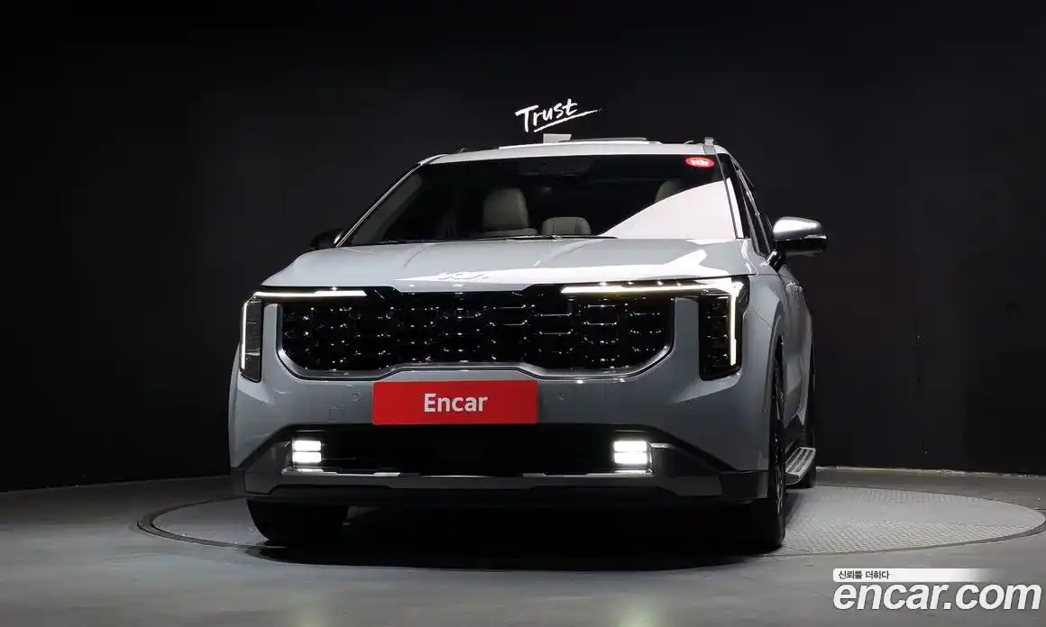 Kia Canival 2024 2.2 Автомат в Москве № 797923, фото 3