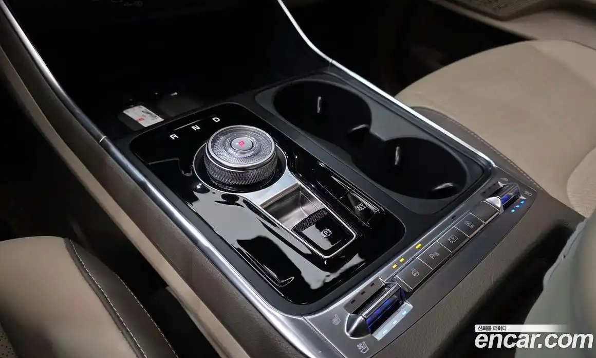 Kia Canival 2024 2.2 Автомат в Москве № 797923, фото 9