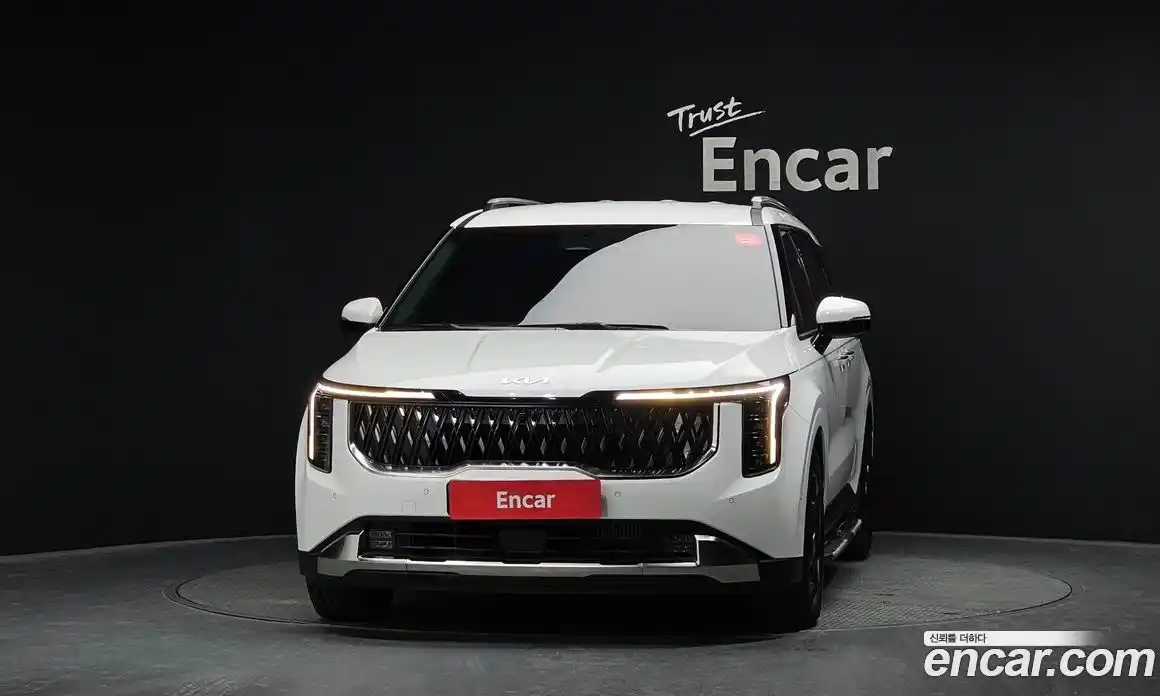 Kia Canival 2024 2.2 Автомат в Москве № 798176, фото 3