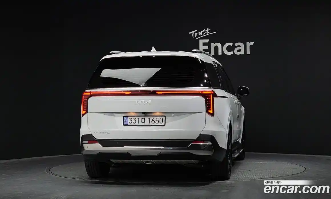 Kia Canival 2024 2.2 Автомат в Москве № 798176, фото 4