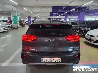 Kia Niro 2021 1.6 Автомат в Москве № 798344, миниатюра 4