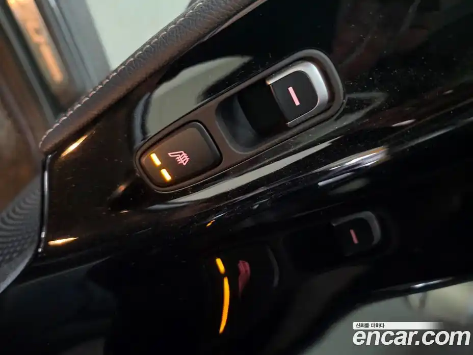 Kia Niro 2021 1.6 Автомат в Москве № 798344, фото 8