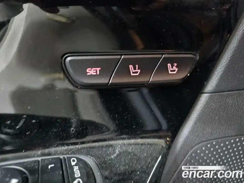 Kia Niro 2021 1.6 Автомат в Москве № 798344, фото 10