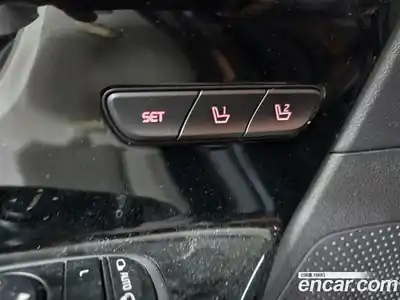 Kia Niro 2021 1.6 Автомат в Москве № 798344, миниатюра 10