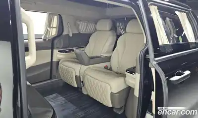 Kia Canival 2022 3.5 Автомат в Москве № 798405, миниатюра 11