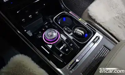 Kia Canival 2022 3.5 Автомат в Москве № 798405, миниатюра 9