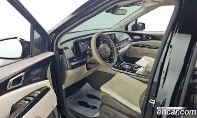 Kia Canival 2022 3.5 Автомат в Москве № 798405, миниатюра 10