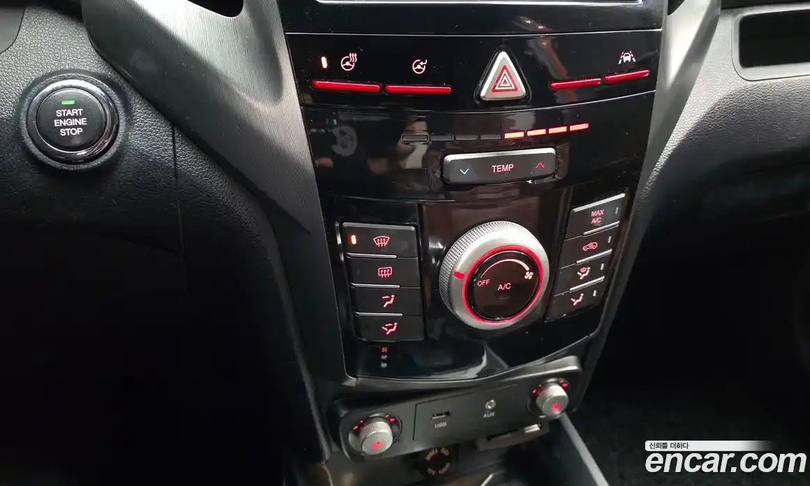 SsangYong TIBOLI 2018 1.6 Автомат в Москве № 799111, фото 16