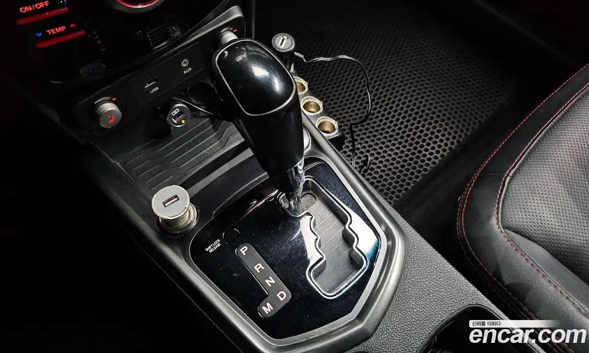 SsangYong TIBOLI 2017 1.6 Автомат в Москве № 799238, фото 9