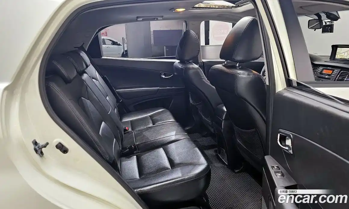 SsangYong Korando 2012 2.0 гидро в Москве № 799280, фото 12
