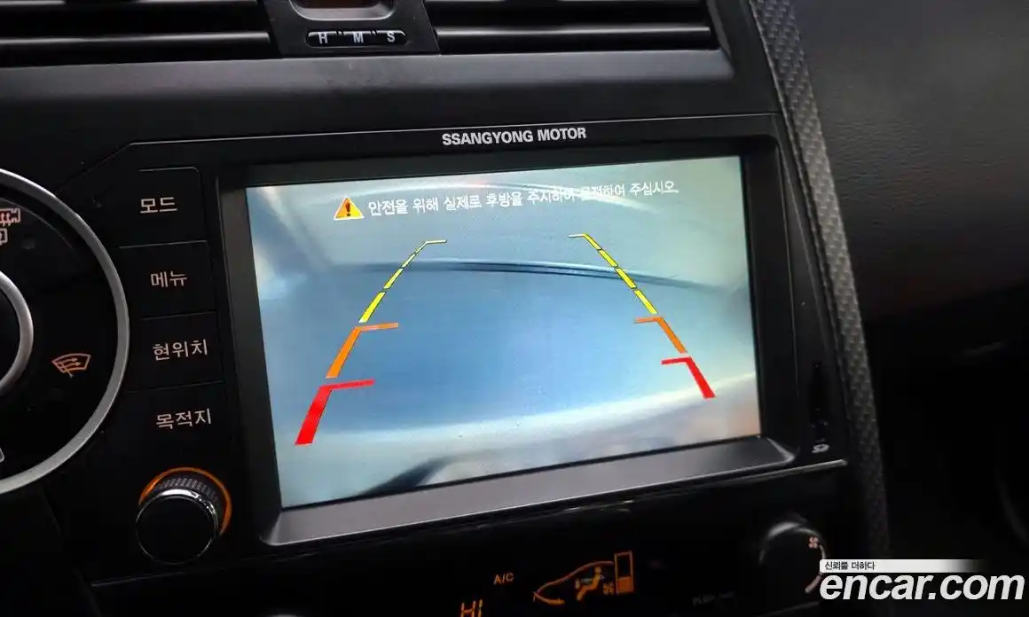 SsangYong Korando 2015 2.0 Автомат в Москве № 799295, фото 14