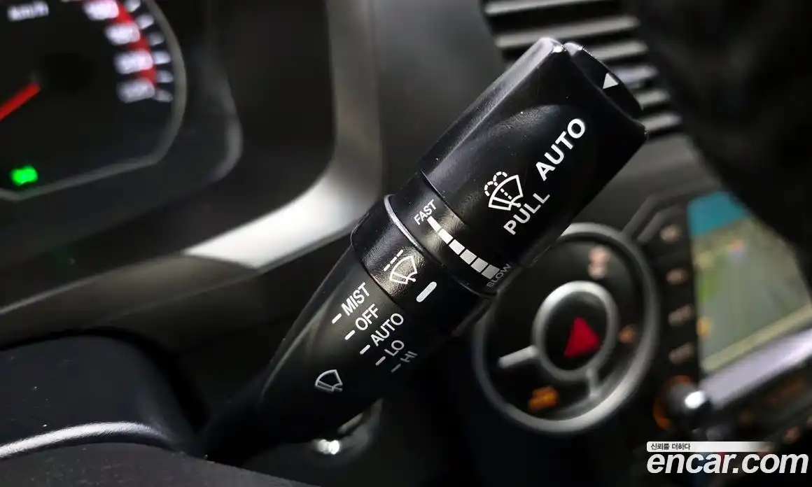 SsangYong Korando 2015 2.0 Автомат в Москве № 799295, фото 16