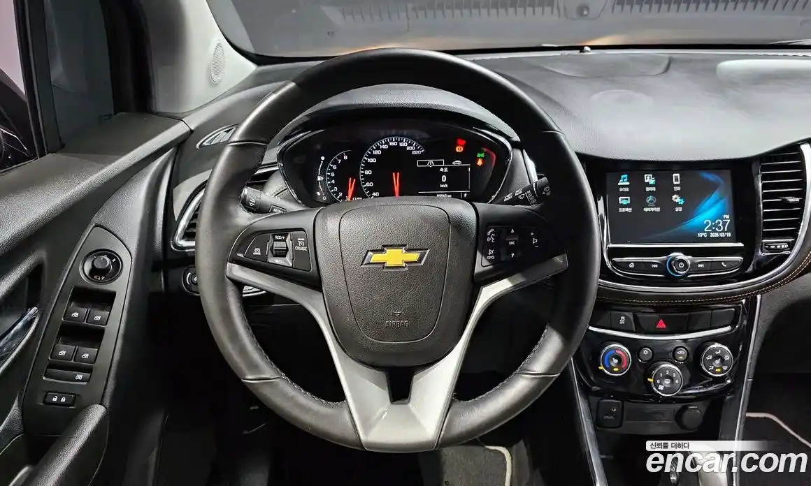 Chevrolet Trax 2017 1.4 Автомат в Москве № 799508, фото 13