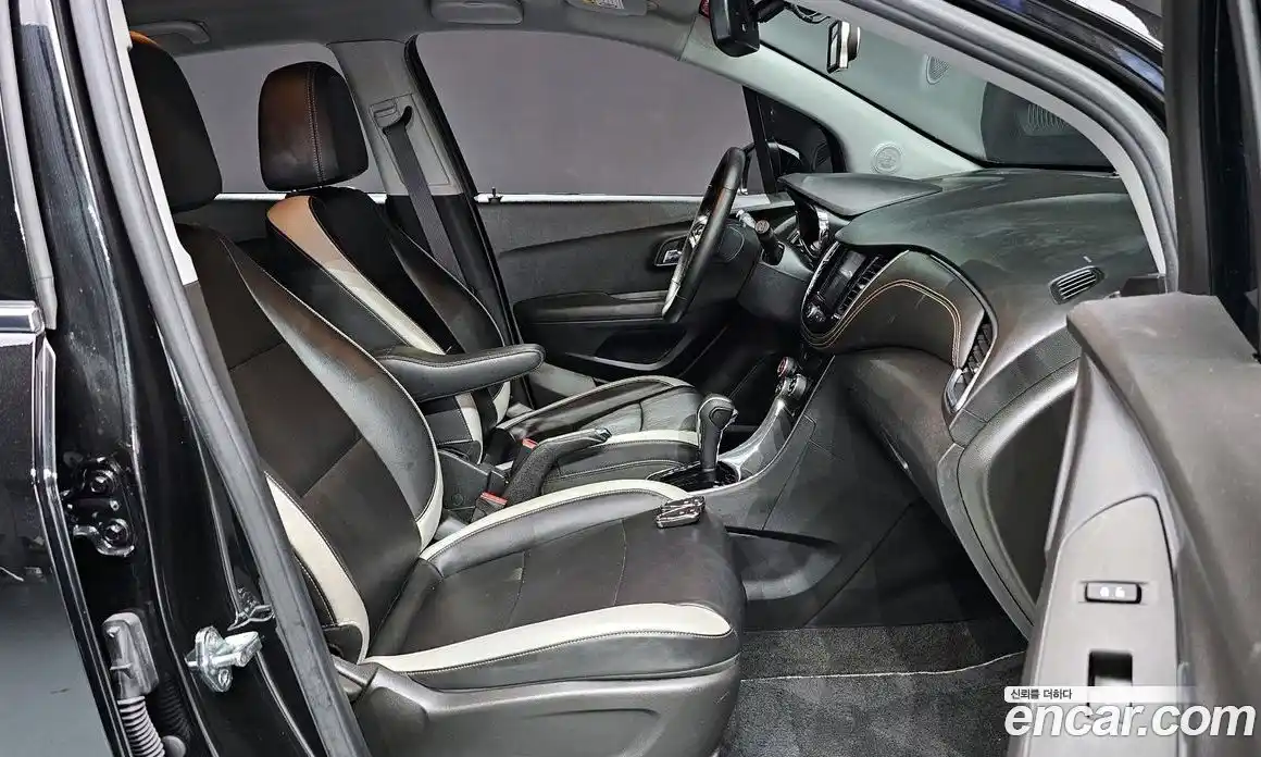 Chevrolet Trax 2017 1.4 Автомат в Москве № 799508, фото 10