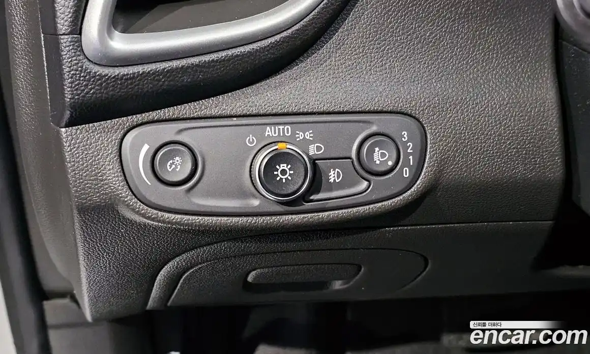 Chevrolet Trax 2019 1.4 Автомат в Москве № 799620, фото 14