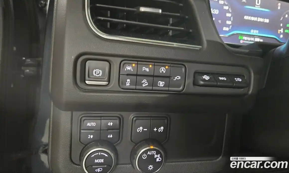 Chevrolet Tahoe 2022 6.0 Автомат в Москве № 799890, фото 12