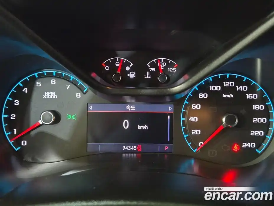 Chevrolet Colorado 2020 3.6 Автомат в Москве № 800040, фото 10