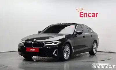 BMW 5-Series, 2022