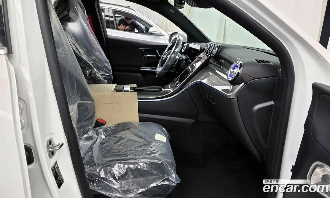 Mercedes-Benz GLC-Class 2025 2.0 Автомат в Москве № 800544, фото 11