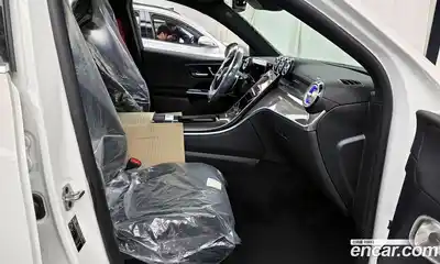 Mercedes-Benz GLC-Class 2025 2.0 Автомат в Москве № 800544, миниатюра 11