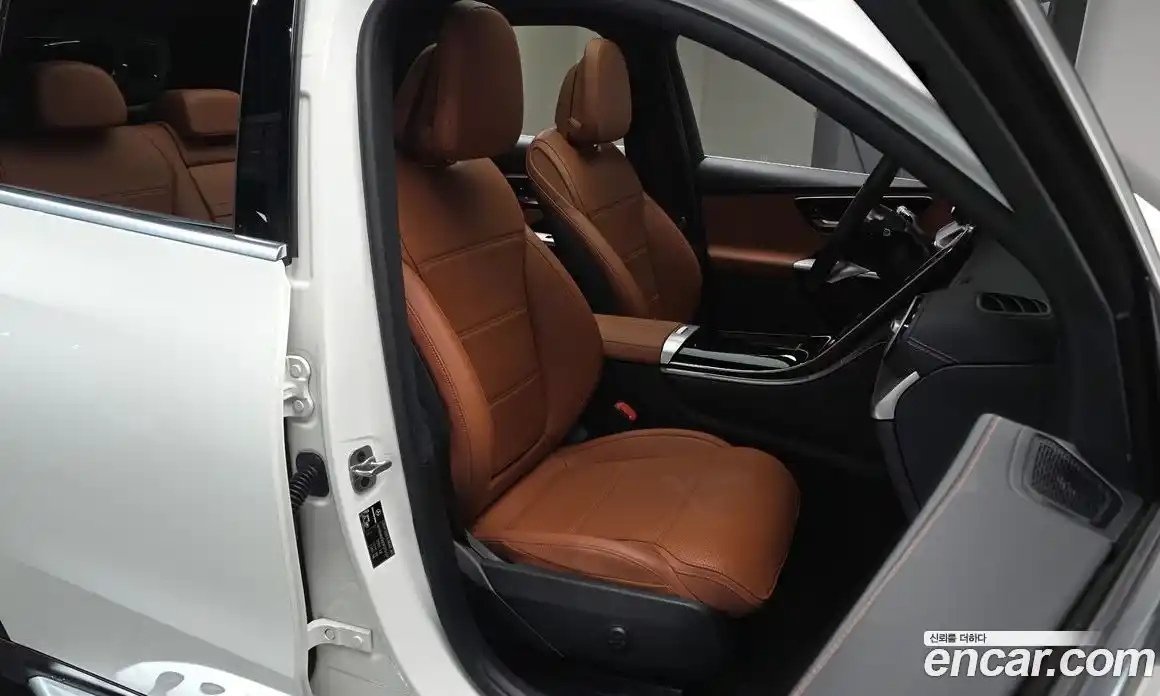 Mercedes-Benz GLC-Class 2024 2.0 Автомат в Москве № 800672, фото 11