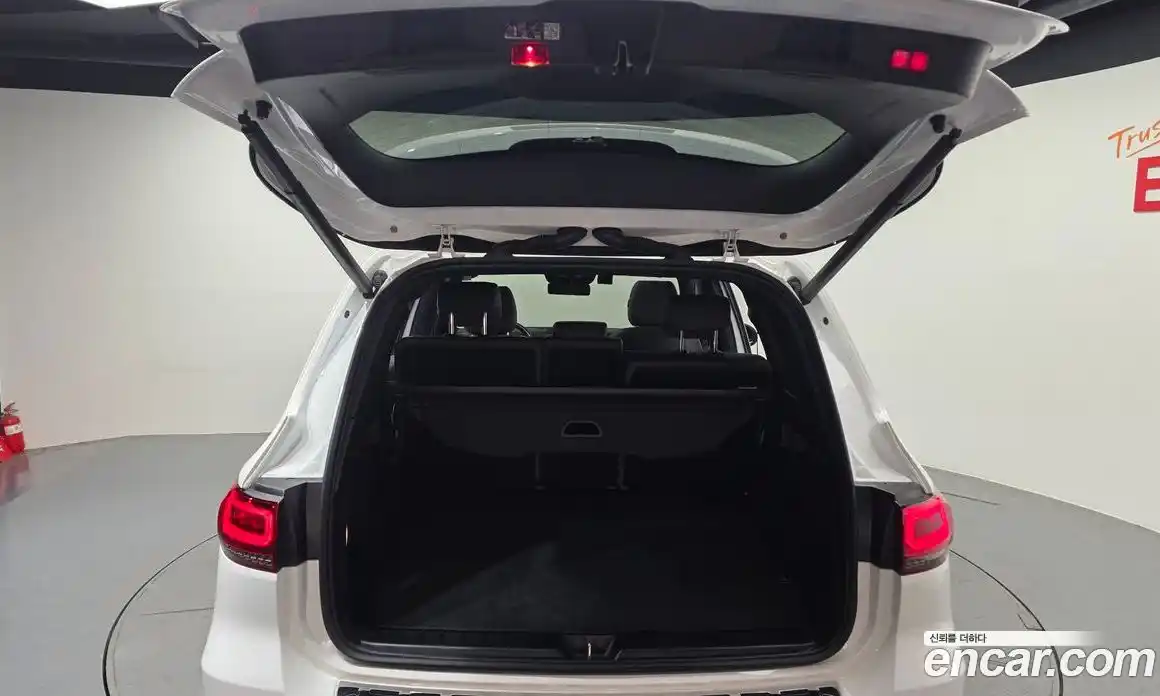 Mercedes-Benz EQB 2023 0.2 Автомат в Москве № 800709, фото 20