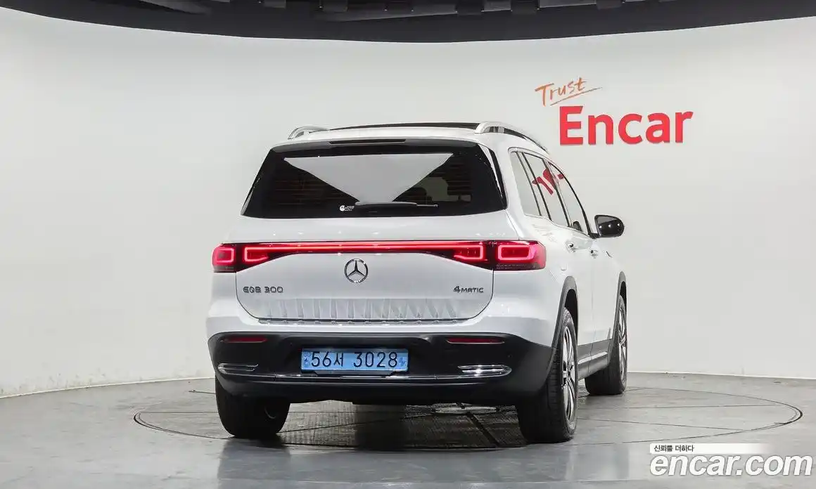 Mercedes-Benz EQB 2023 0.2 Автомат в Москве № 800709, фото 4