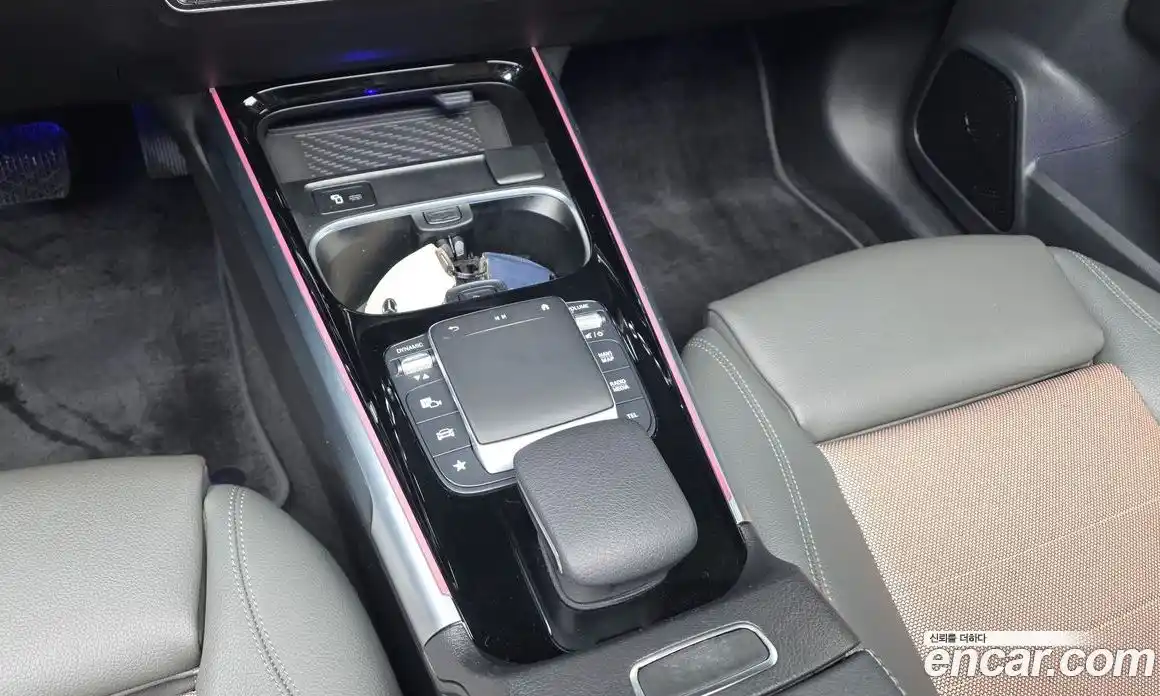 Mercedes-Benz EQB 2023 0.2 Автомат в Москве № 800709, фото 9