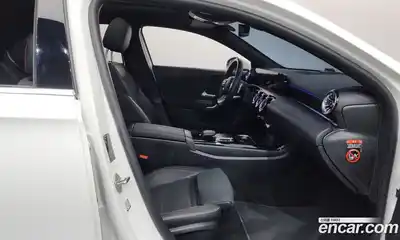 Mercedes-Benz A-Class 2023 2.0 Автомат в Москве № 800710, миниатюра 11