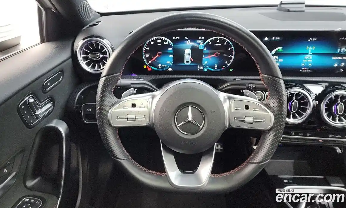 Mercedes-Benz A-Class 2023 2.0 Автомат в Москве № 800710, фото 13