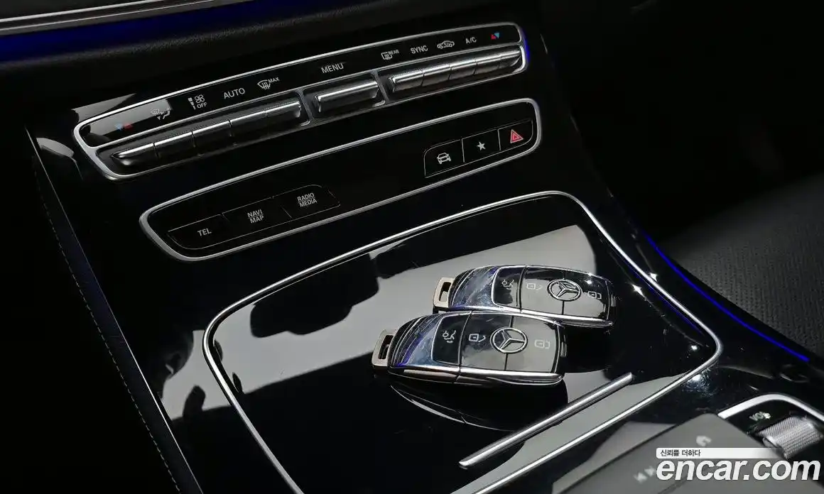 Mercedes-Benz E-Class 2022 2.0 Автомат в Москве № 801255, фото 17